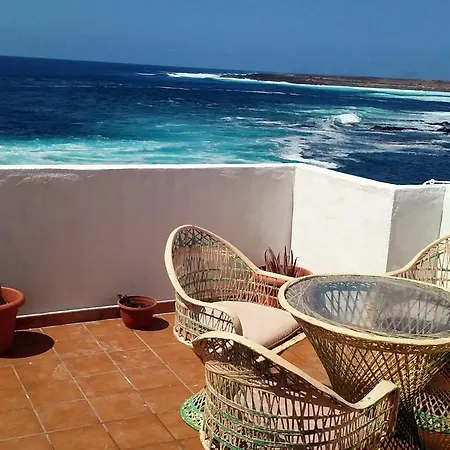 La Casita Del Puerto بيت للعطل